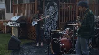 Spitty - Wishin' Well - LIVE @ DIY House Show