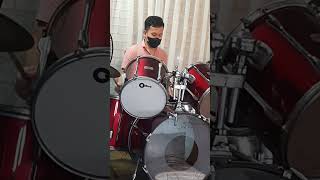 Drumer:John Mark Duero