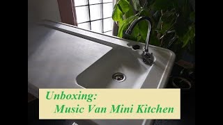 Unboxing: Music Van Mini Kitchen