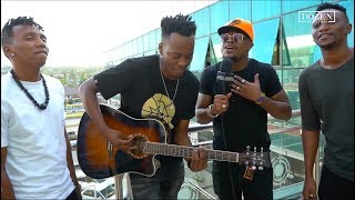 VIJANA WA ALIKIBA WAKIIMBA RHUMBA NA GITAA, UTAIPENDA!