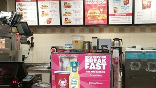 LIVE! NEW WENDYS BREAKFAST MENU 2022 WENDYS CANADA BACONATOR FROSTYCCINO | #VANCOUVERBC