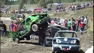Carambolage monstre aux Courses de bazous St-Ferdinand 2012 Tabletop jump crash pile-up