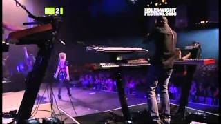 Sugababes - Push The Button (Isle Of Wight Festival 2008)