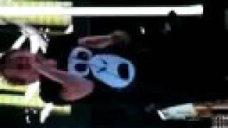 Thom Yorke GOES CRAZY at Lollapalooza 2008