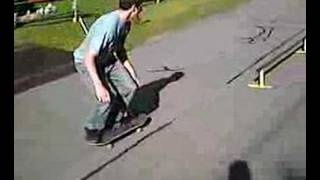 Skateboarding Smith grind