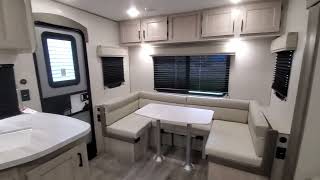2025 Coachmen RV Catalina Summit Series 8 231MKS