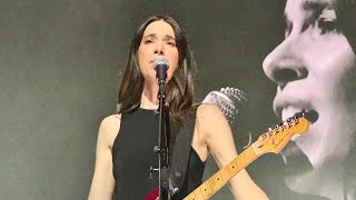 HAIM - Relationships - LIVE - O2 Arena, London - I Quit Tour - 28 October 2025