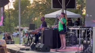 Yebba and Robert Glasper perform ‘Over’ live in Baltimore MD