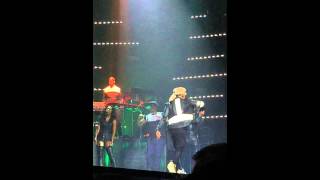 Yeah Usher Live at London O2 26th March 2015 UR Experience Tour