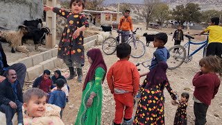 . "Nadali's children and unique happy moments with loving families"