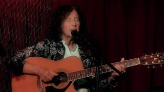Beth Fitchet Wood   "Connected to You" "Songwriters at Sunset"