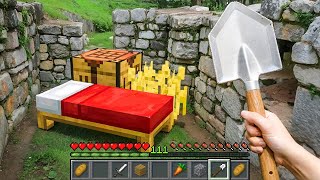 Minecraft in Real Life POV PROTECTED MINECRAFT HOUSE Realistic Minecraft RTX Animation 創世神第一人稱真人版