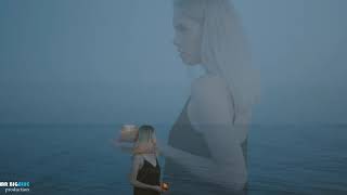 Heuse & Wolfhowl & Riell "Daylight"