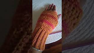 Crotchet beginner friendly fingerless gloves 