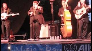 rhonda vincent instrumental in coos bay-music on the bay