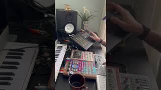 ☕️☕️CoFFee☕️🪴☕️CLuBBiN“Blizzards Delights” DusTy_DiGiTaLLy #chillbeats #mpc #lofi  ☕️🪴☕️