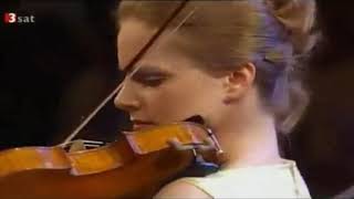Julia Fischer - Brahms: Violin Concerto in D - Michael Tilson Thomas/NDR Elbphilharmonie Orchester