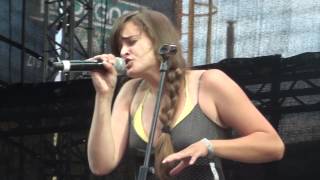 Jana Lota - Tomorrow (Colours of Ostrava 2013)