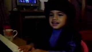 2 yr old singing (Kaylee)Twinkle little star