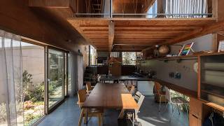 How These Two Japanese Homes Have Been Designed Around a Shared Garden