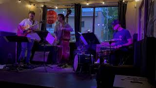 Nick Semenykhin Trio – Stars Aligned