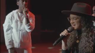13 year old, Liamani, "LIVE" on stage, with Legends..BOYZ ll MEN!! 😱🌹🎶❤ #TeamLiamani #BoyzllMen