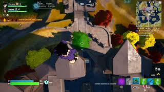 Fortnite - Precipita per  3 o più piani e atterra in un cespuglio gigante