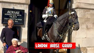 **Magnificent Morning at Horse Guard London!** 🌅🏇✨