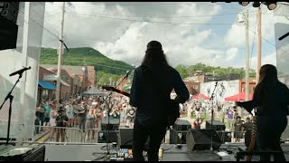 Pressley Laton LIVE @ Boonerang Music Festival - Sturgill Simpson's "Sam" & "You Can Have the Crown"