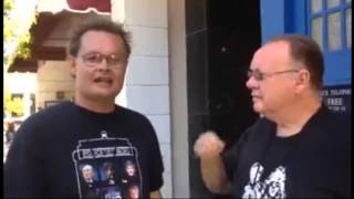 Joel D  Wynkoop Autographs my Tardis at SYFY Saturday 2014