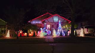Alameda Bail Bonds in Tulsa 2022 Christmas lights.