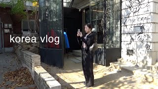 korea vlog | week in seoul, cozy cafes + stationary shops, gyeongbokgung, new hair in seongsu, etc.