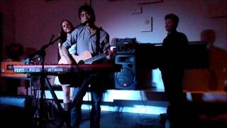 Alex Wong ft. Barnaby Bright - "Are You Listening" Live on Amaranta