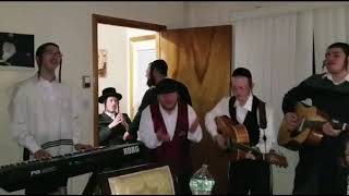 Kumitz with RTK team live with my fans on motzi shabbos live