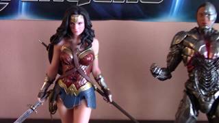 Jusitce league statue collection