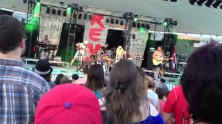 Walk Off The Earth: Shake (Live in Peterborough ON).