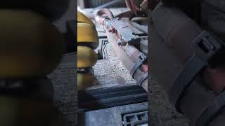 Cabin fuse replacement on Volvo VNL (inverter fuse).