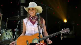 Bri Bagwell "I Can't Be Lonely" LIVE on The Texas Music Scene