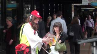 Luttsy sells the big issue!