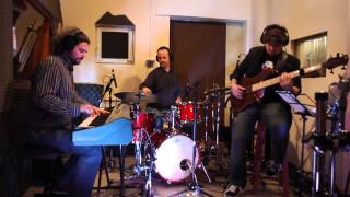 Mario Rašić band /Kradem ti se u večeri live at studio "Jura"