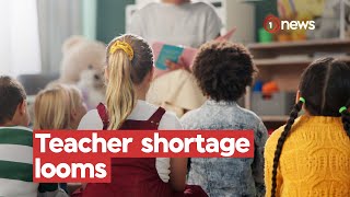 New report highlights scale of NZ's potential teacher shortage | 1News on TVNZ+