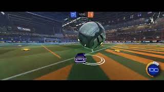 Absolutely destroying my opponent in rocket league diamond 3 1v1