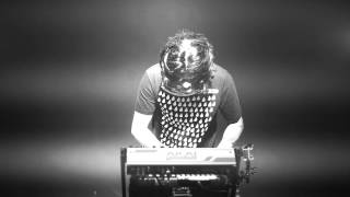 Kid Noize - Signs vs Eisbaer (LIVE)