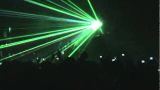 Laser hands and animal mouths.  Fillmore-Detroit-Flaming Lips