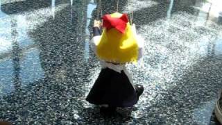 Yuka Walking ShangHHHNNNNNNNGGGGG