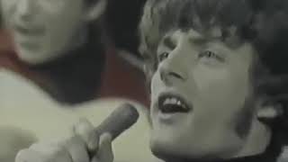 Tommy James & The Shondells - I Think We`re Alone Now Live on Village Square 1967