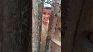 یہ بچہ عمران خان بہت بڑا فین ہے بچے بھی اب نواز شریف کے خلاف ہے