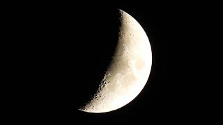 Wow The Moon Looks Stunning tonight! Nikon P1000 4k