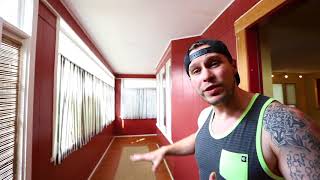 Keeping up with the Joneses and Kardashians - 042