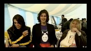 Nirvana being goofy goobers for 3 minutes